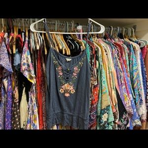 Aeropostale embroidered Side Tie Crop Blouse large